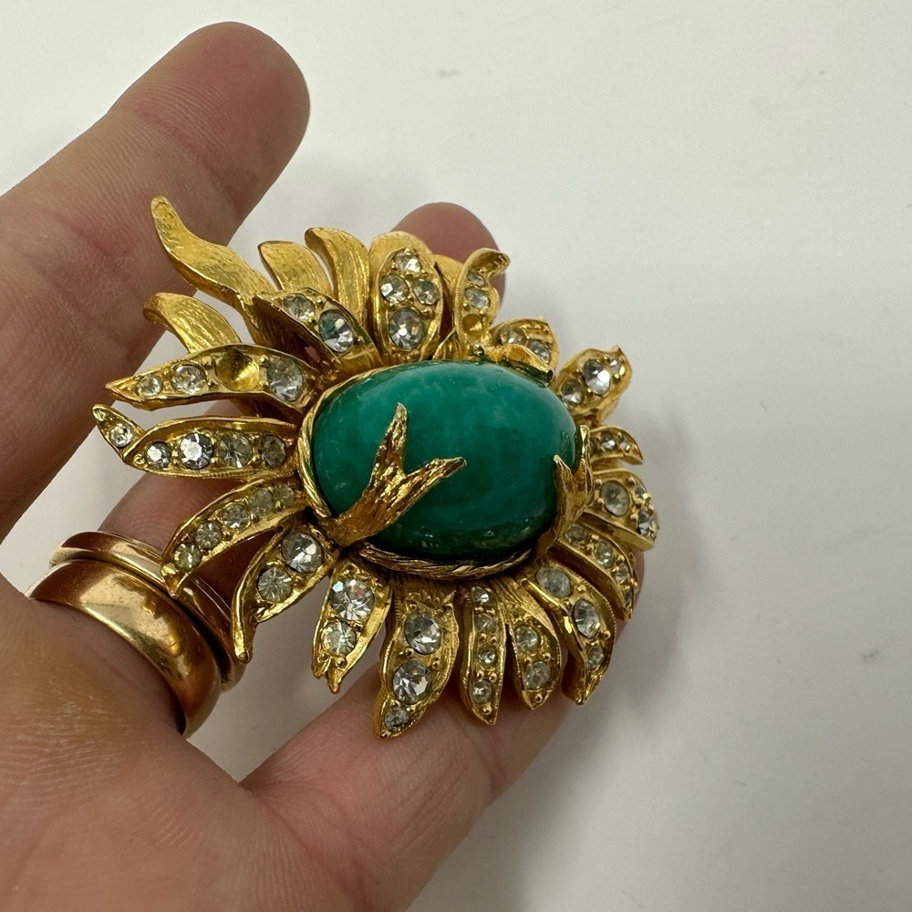 Rare Vintage Hattie Carnegie gold rhinestone and precious stone brooch - Picture 1 of 10